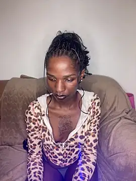 Snapshot of Trans_fairy chatting on February 2026 10:46:02 PM Trans fairy online show from February 2026 10:46:02 PM