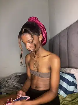 Trans fairy online show from April 2026 12:57:02 AM