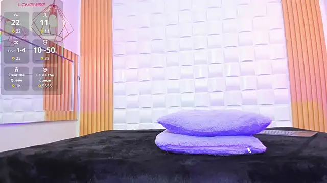 AriaBelle online show from December 2025 11:08:01 AM