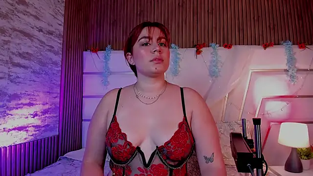 AdelaTaylor online show from September 2025 08:20:01 PM