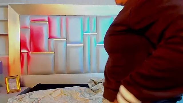 AdelaTaylor online show from October 2025 11:49:02 AM