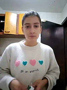 aytanna torrez online show from November 2025 12:38:01 PM