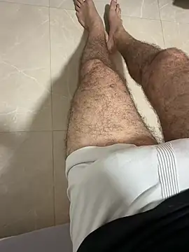 XUCRUTES42 online show from May 2026 10:06:01 PM