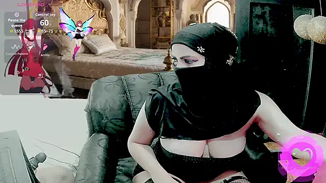 SultanaLayla online show from October 2025 08:16:02 PM