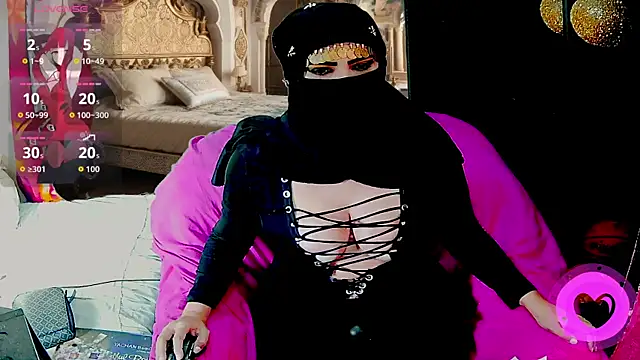 SultanaLayla online show from November 2025 08:33:02 PM