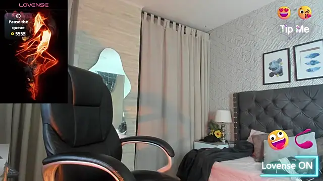 Snapshot of sweet__vanessa1 chatting on October 2025 04:11:01 AM sweet vanessa1 online show from October 2025 04:11:01 AM