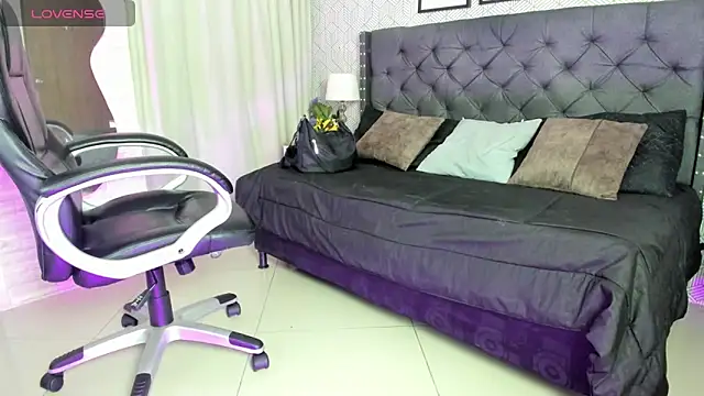 Snapshot of sweet__vanessa1 chatting on October 2025 03:25:01 AM sweet vanessa1 online show from October 2025 03:25:01 AM