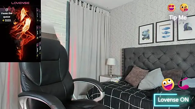 sweet  vanessa1 online show from November 2025 03:06:01 AM