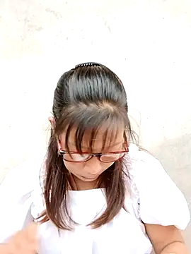 ngocngoc cute online show from September 2025 02:00:02 AM