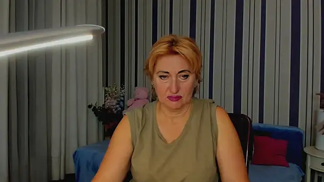 Snapshot of MilanaAlvis chatting on October 2025 06:13:02 AM MilanaAlvis online show from October 2025 06:13:02 AM