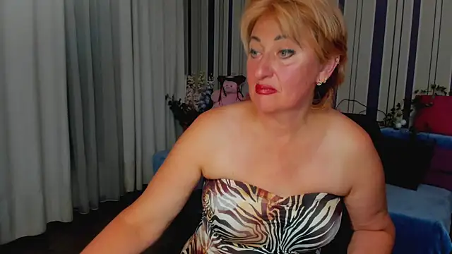 Snapshot of MilanaAlvis chatting on October 2025 12:17:01 PM MilanaAlvis online show from October 2025 12:17:01 PM