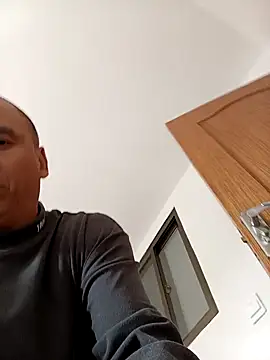 CWQ123 online show from October 2025 01:04:02 AM