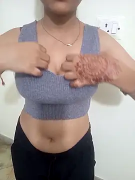 Snapshot of Neha_Tyagi chatting on September 2025 06:30:02 AM Neha Tyagi online show from September 2025 06:30:02 AM