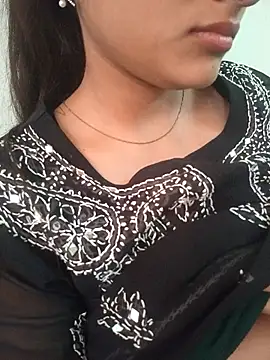 Snapshot of Neha_Tyagi chatting on October 2025 05:20:02 AM Neha Tyagi online show from October 2025 05:20:02 AM