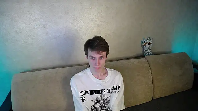 Snapshot of yes_cute_boy_ chatting on March 2026 05:30:01 PM yes cute boy online show from March 2026 05:30:01 PM