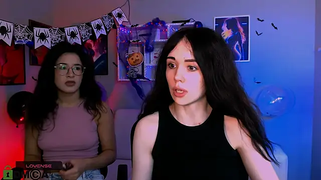 riley sanders online show from October 2025 10:16:02 AM