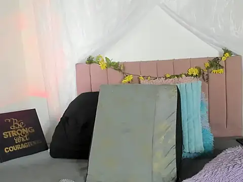 Tania xw online show from December 2025 02:46:02 PM