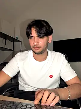 Gipsyboysteve online show from October 2025 05:40:01 AM