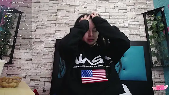 maily can online show from October 2025 12:35:01 PM