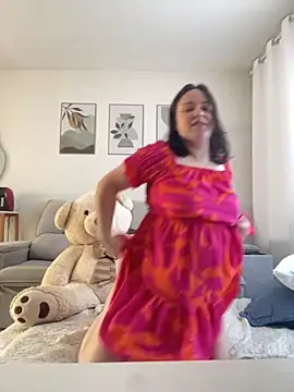 Kendra Mystika online show from September 2025 04:32:01 PM