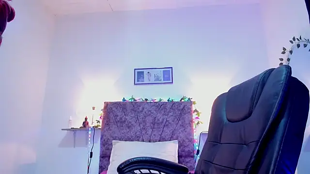 vane jimenez  online show from September 2025 10:58:02 AM