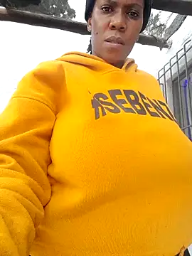 MelowD69 online show from October 2025 11:54:01 AM