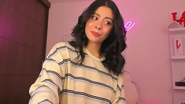 zoecams1 online show from April 2026 07:09:02 PM