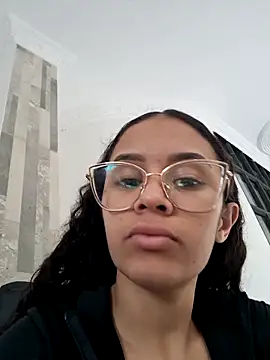 Britany Sweety online show from September 2025 05:16:01 PM