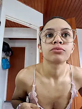 Britany Sweety online show from November 2025 04:29:01 PM