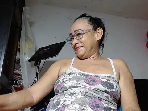 maggi hotsson online show from September 2025 08:02:01 PM