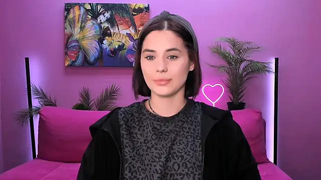 lil angel  online show from October 2025 09:02:01 AM