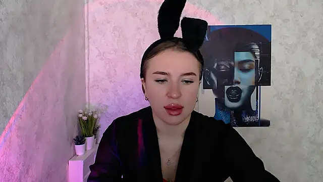 JuliaTopp  online show from September 2025 05:23:02 AM