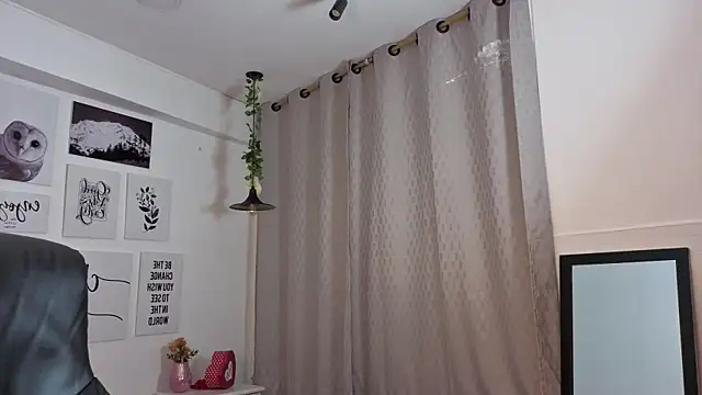 davoxer online show from December 2025 03:57:01 AM