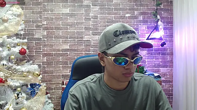 markbowie online show from December 2025 02:24:02 PM