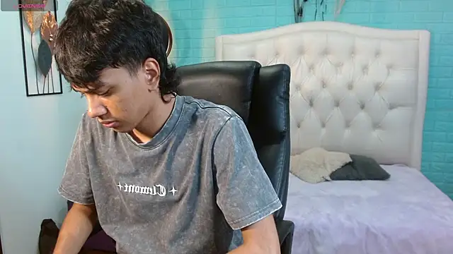 markbowie online show from April 2026 05:21:01 PM