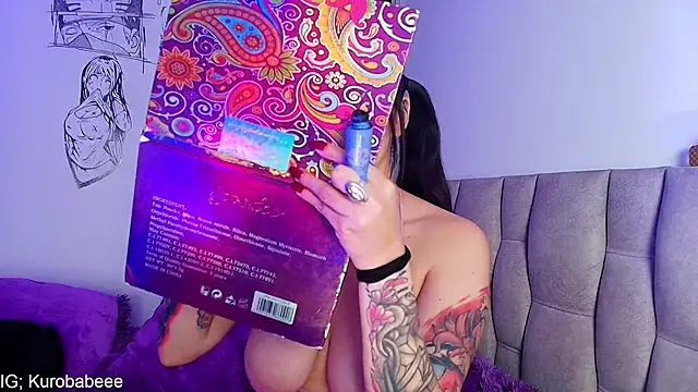 Snapshot of Kuro_Vall chatting on September 2025 01:46:01 PM Kuro Vall online show from September 2025 01:46:01 PM