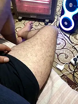 bullut06 online show from November 2025 05:28:02 PM