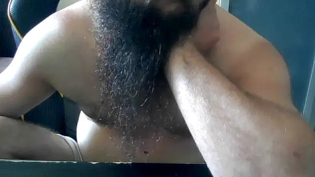 Snapshot of LondonMan1988 chatting on June 2026 05:50:01 PM LondonMan1988 online show from June 2026 05:50:01 PM