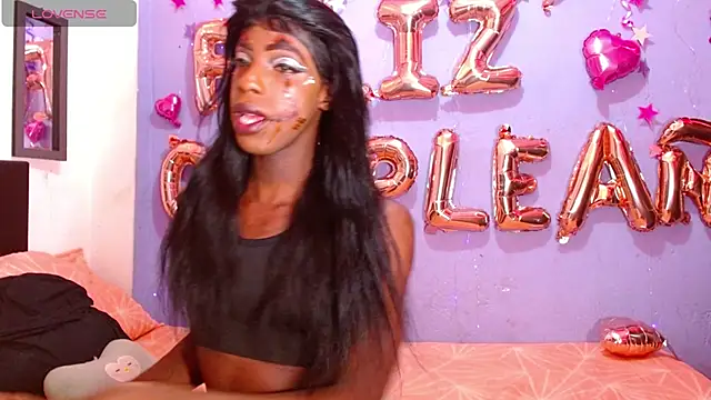 antonella wolfe online show from October 2025 10:00:01 PM