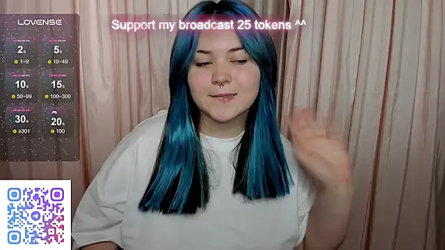 Snapshot of Alisa_Monroe chatting on October 2025 03:13:02 AM Alisa Monroe online show from October 2025 03:13:02 AM