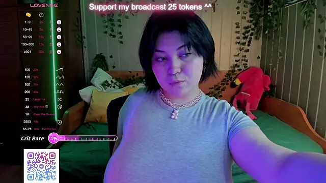 Snapshot of Alisa_Monroe chatting on November 2025 02:44:01 AM Alisa Monroe online show from November 2025 02:44:01 AM