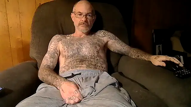 Snapshot of Grownnfreak chatting on September 2025 12:12:02 AM Grownnfreak online show from September 2025 12:12:02 AM