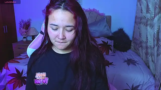 Snapshot of Leakitten chatting on October 2025 01:28:01 AM Leakitten online show from October 2025 01:28:01 AM