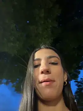 Snapshot of -juicy_ chatting on June 2026 11:27:02 PM -juicy online show from June 2026 11:27:02 PM