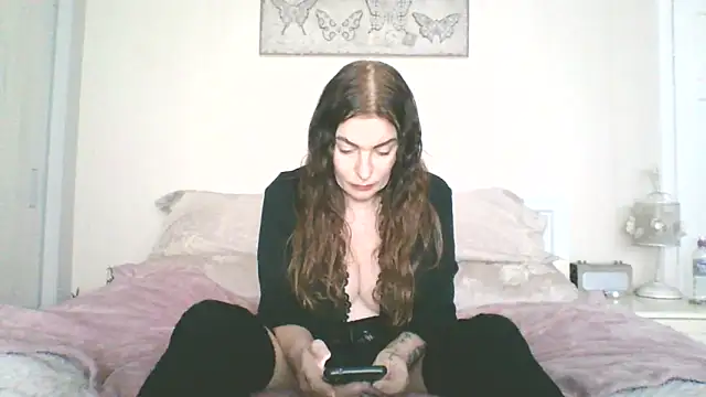 EllaKent online show from February 2026 03:40:02 PM