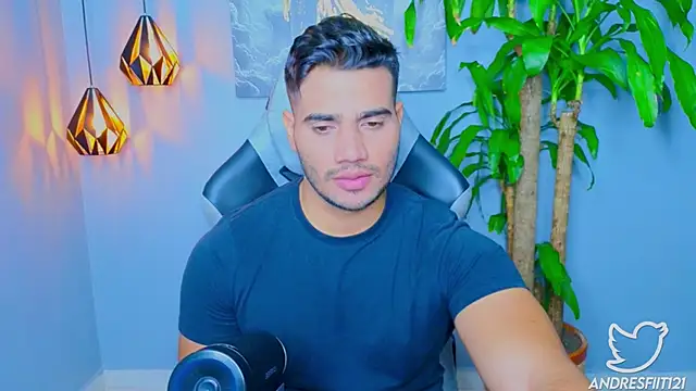 Snapshot of AndresR3 chatting on September 2025 01:09:01 AM AndresR3 online show from September 2025 01:09:01 AM