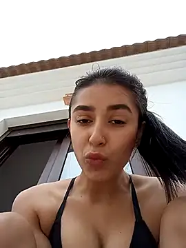 CandyFoxter  online show from October 2025 07:17:01 AM