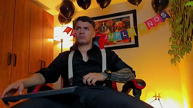 ALPHA DOMINUS  online show from November 2025 04:23:02 AM