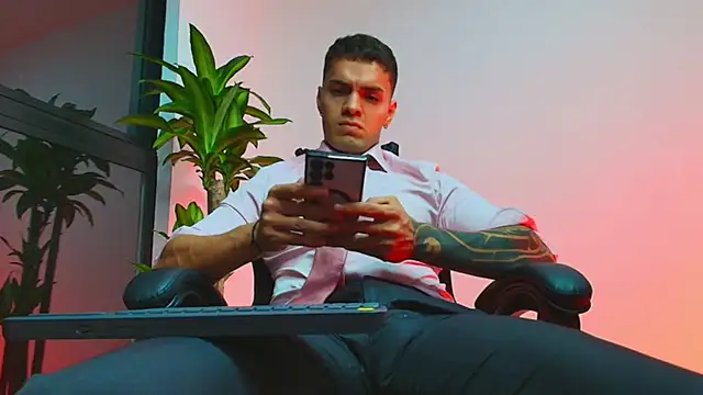 ALPHA DOMINUS  online show from March 2026 04:26:01 AM