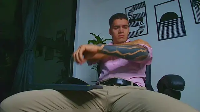 ALPHA DOMINUS  online show from April 2026 04:37:01 AM